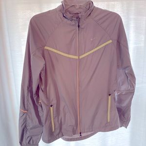 Nike Women’s Full-Zip Lightweight Running Jacket